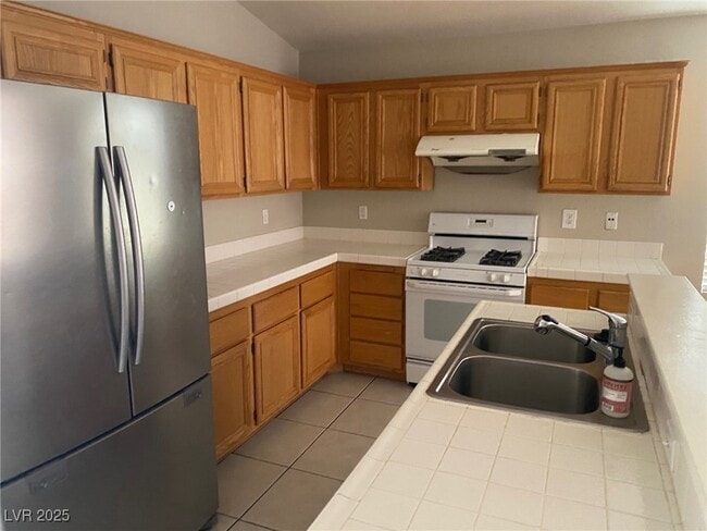 Building Photo - 4358 Mesa Hill Dr