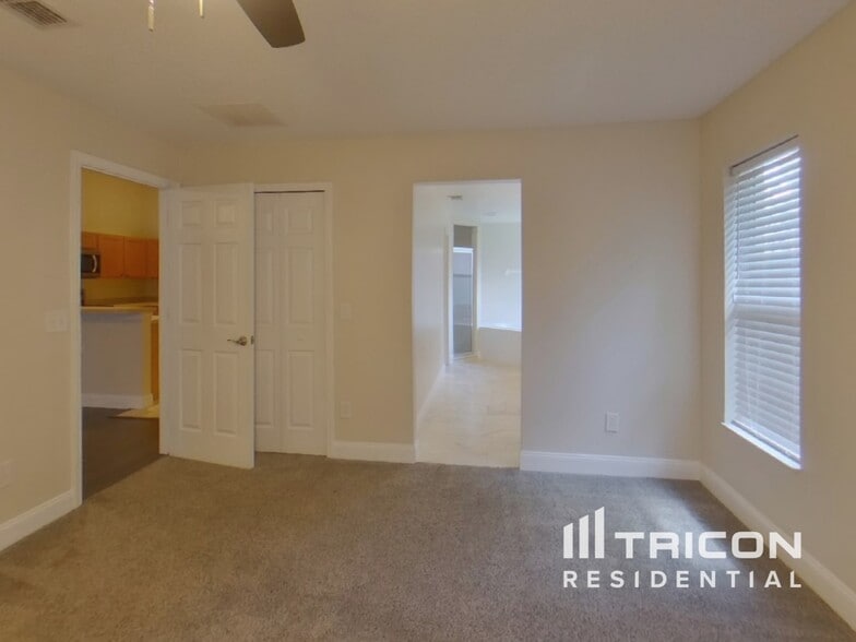 Building Photo - 1074 Worthington Dr