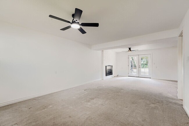 Building Photo - 4bd/2.75ba Renton Home