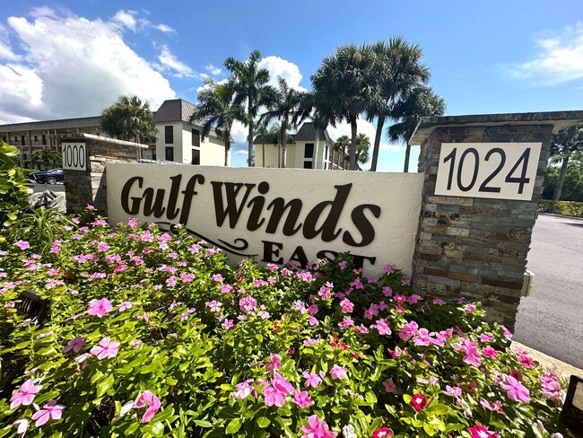 Building Photo - ** GULF WINDS EAST ** 2 BED / 2 BATH - CON...