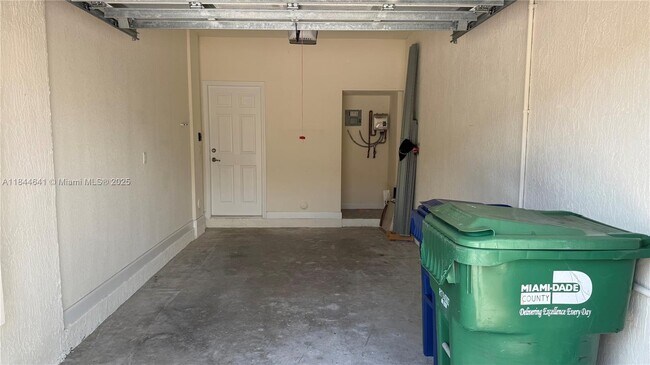 Building Photo - 11432 SW 252nd Ter