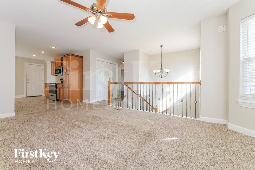 Building Photo - 5422 Marion Dr