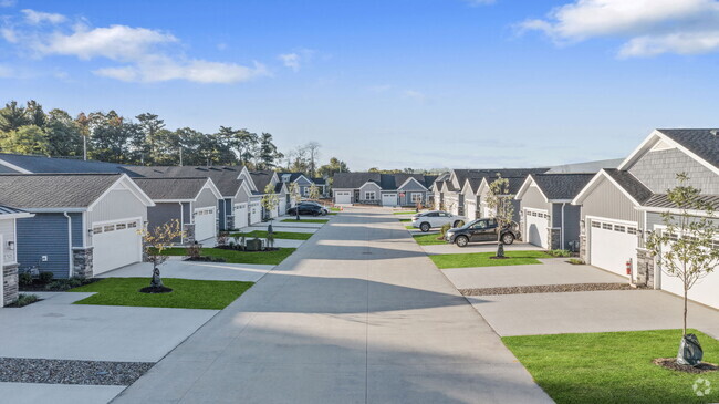 Building Photo - Parkview Villas Phase I