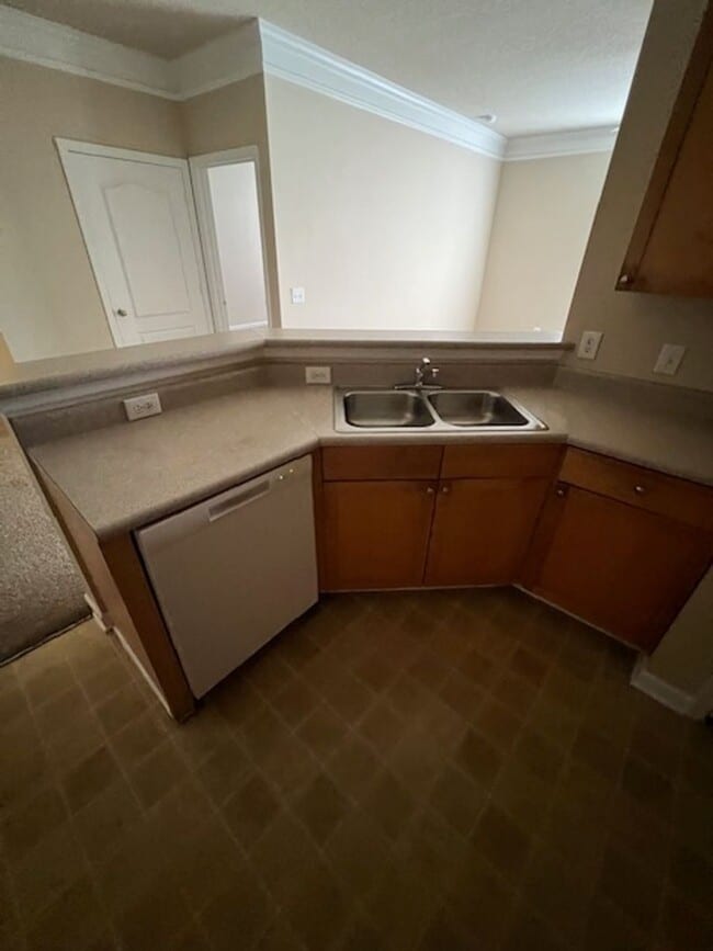 Building Photo - 2Bedroom 2Bath Condo -- Mirabella --- Awes...