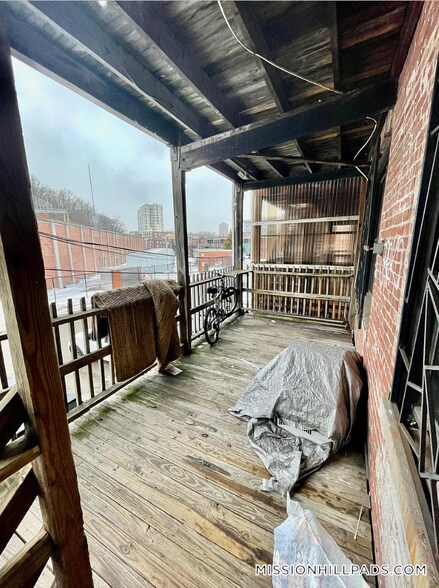 Building Photo - 880 Huntington Ave