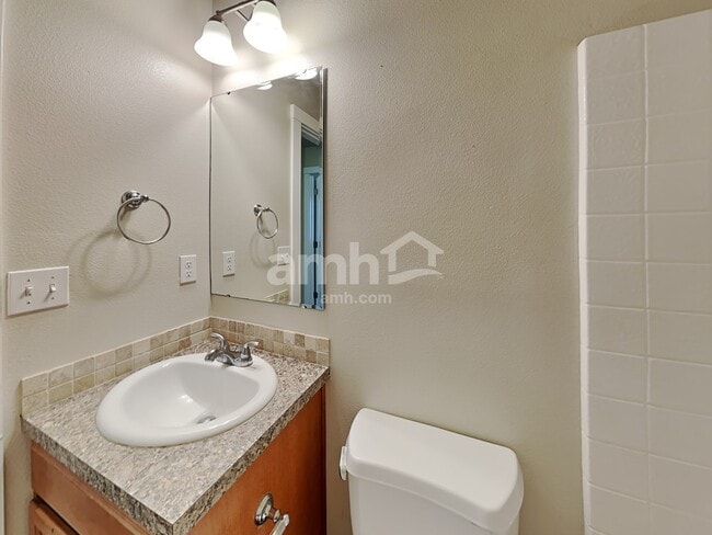 Building Photo - 1765 N Buffalo Bill Ave