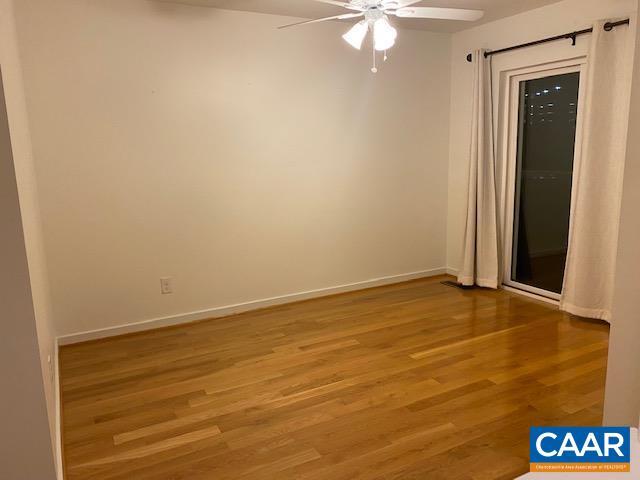 Building Photo - 872 Estes St