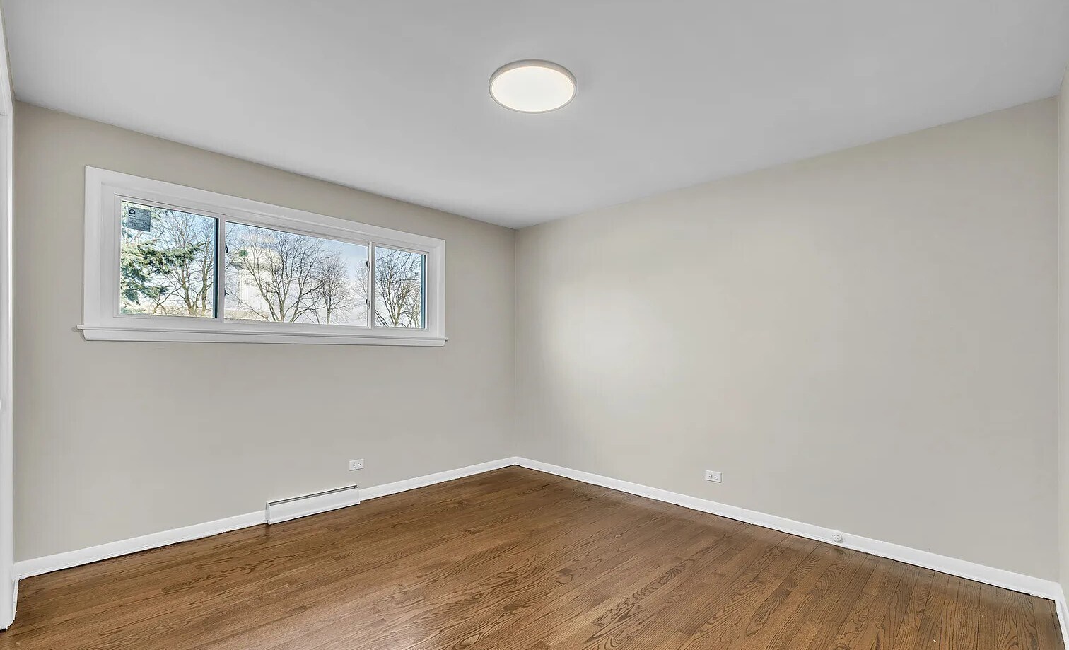 Building Photo - 11011 W Roosevelt Rd