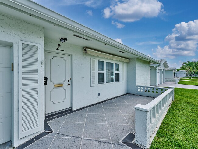 Building Photo - 2081 SW 13th Terrace