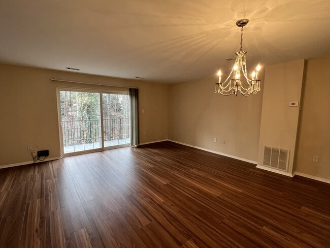 Building Photo - 3726 Ferrara Dr