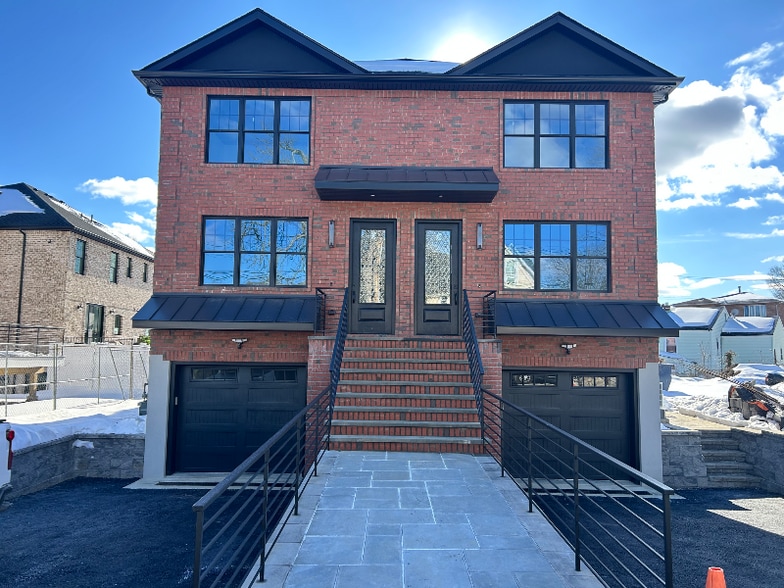 Building Photo - 7 Victoria Ln