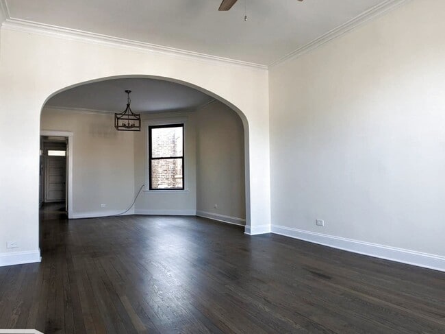 Building Photo - 2896 N Milwaukee Ave
