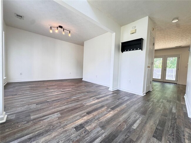 Building Photo - 3945 Brushy Creek Way