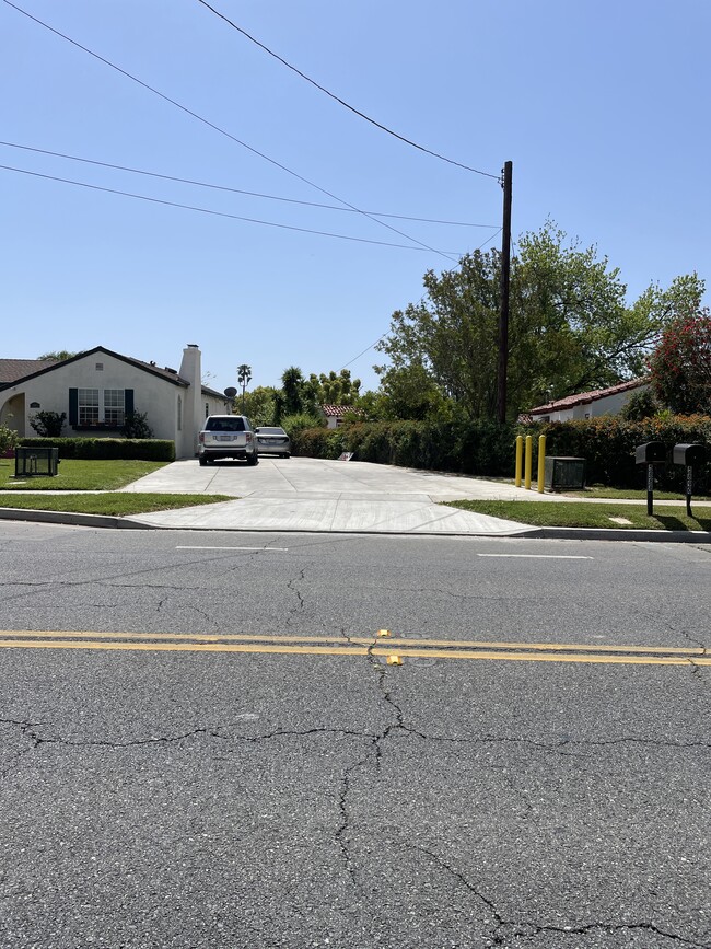 Building Photo - 5888 Grand Ave