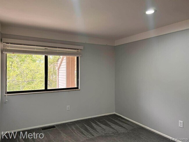 Building Photo - 6168 Palomino Ct