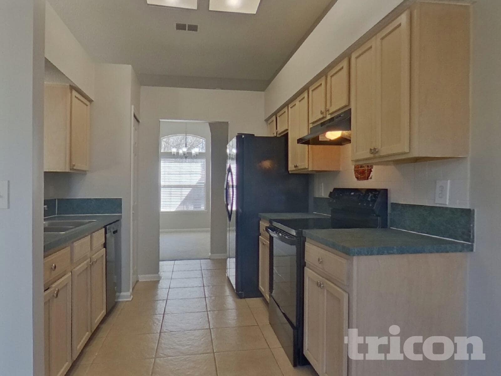 Building Photo - 522 Jimbay Dr