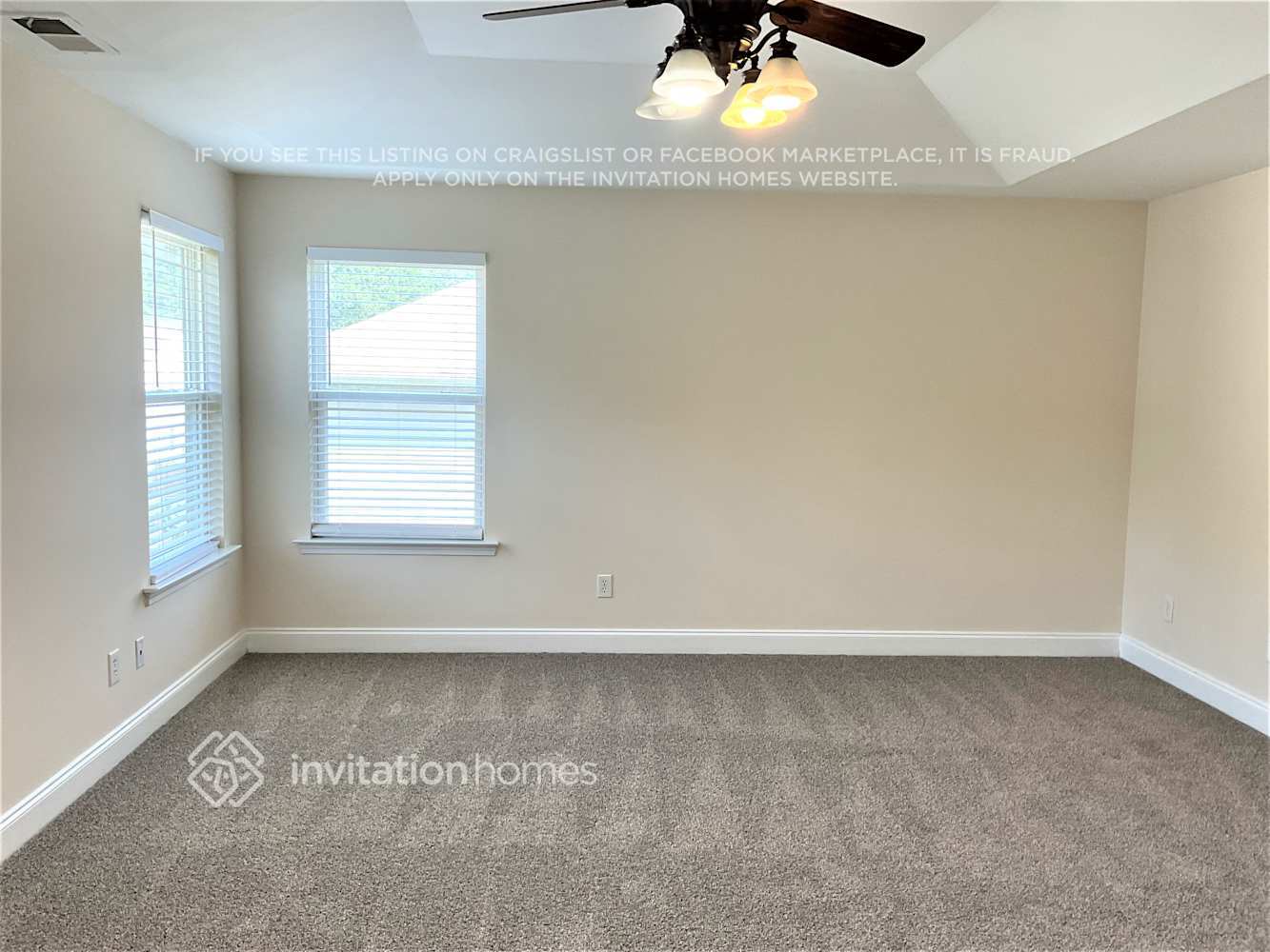 Building Photo - 2415 Harwood Hills Ln