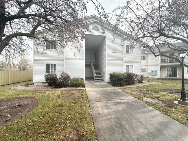 Building Photo - Affordable living at The Westside Apartments
