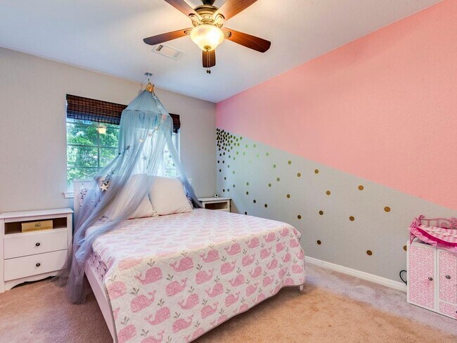 Building Photo - 5847 Back Bay Ln