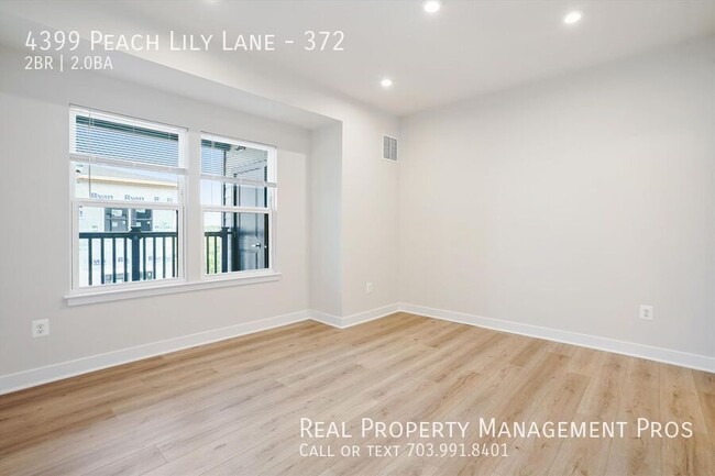 Building Photo - 4399 Peach Lily Ln