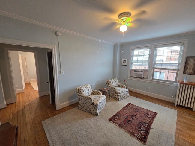 Building Photo - 3010 Wisconsin Ave NW