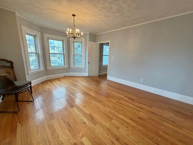 Building Photo - 786 Moody St