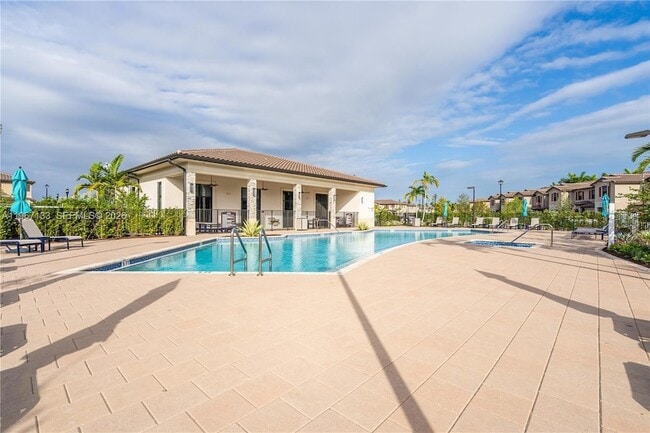 Building Photo - 25128 SW 113th Pl