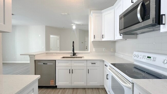 Building Photo - 2615 Maitland Crossing Way