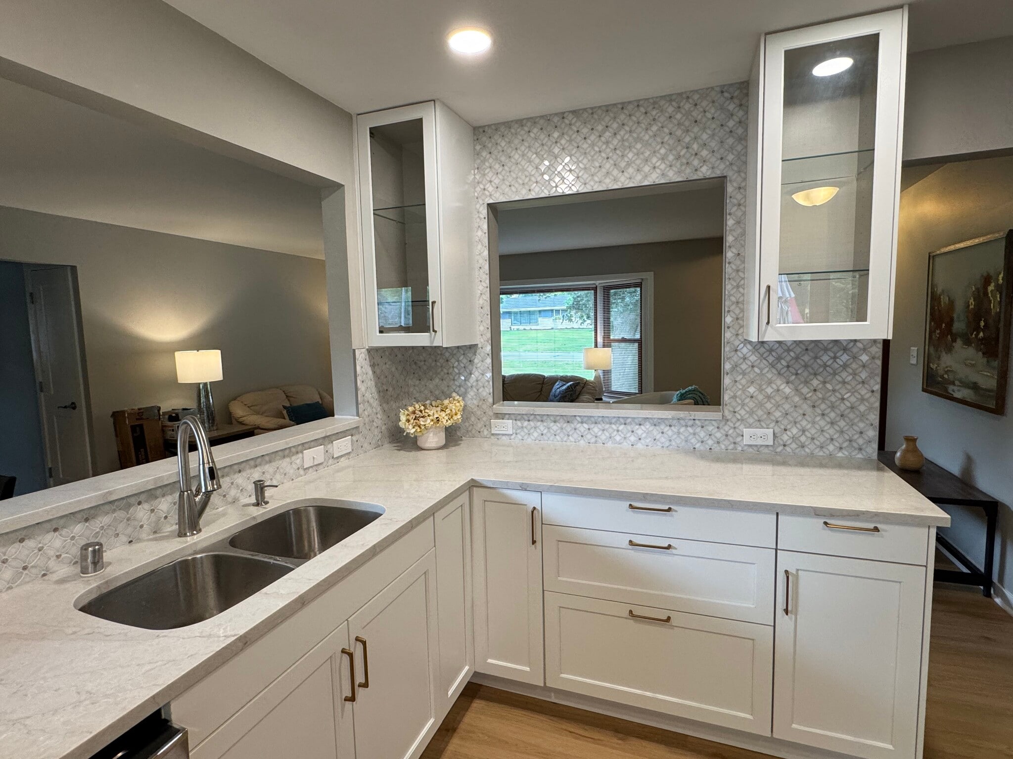 Beautiful Tiled Kitchen - 5322 S Menard Dr
