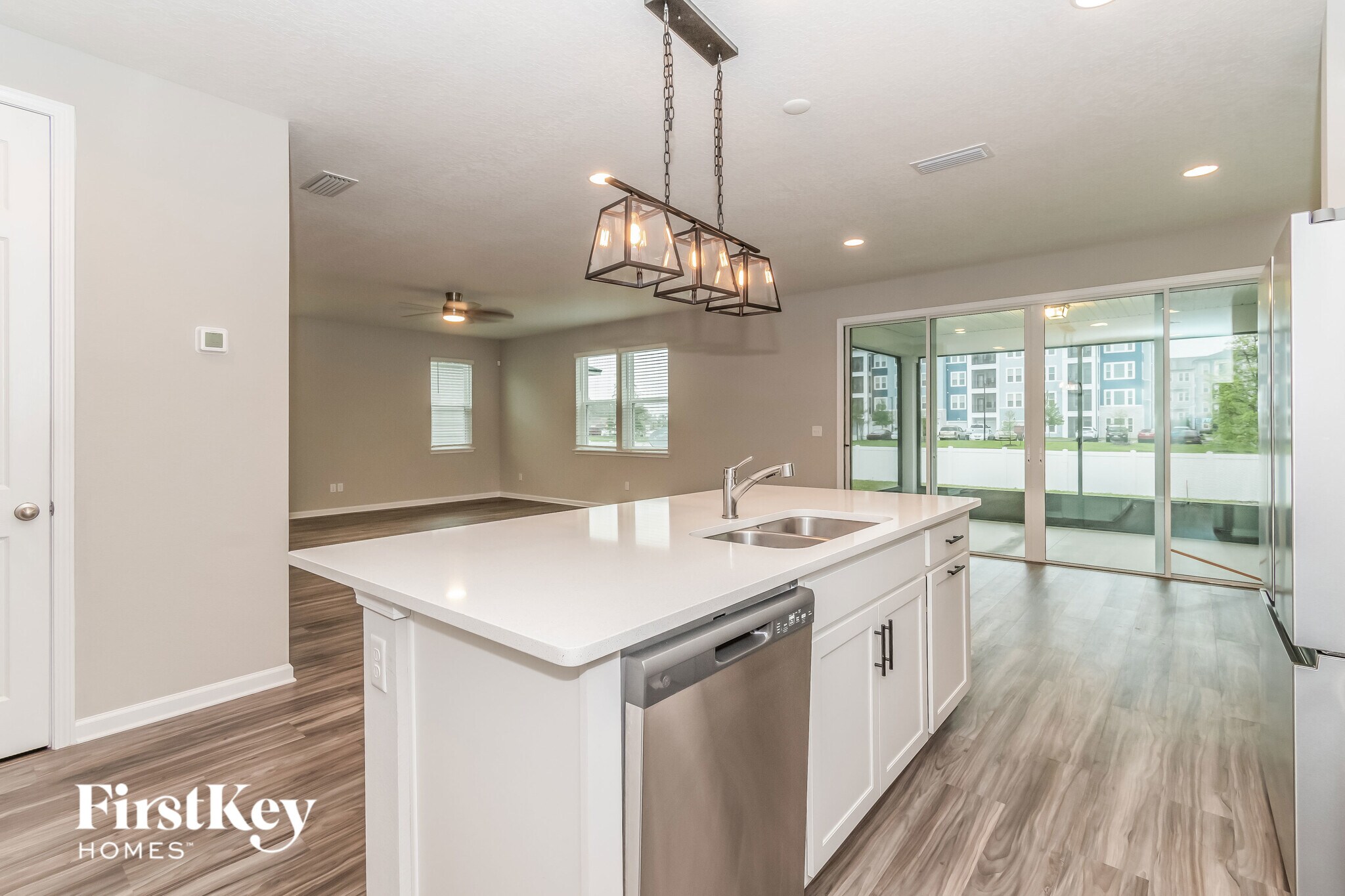 Building Photo - 2081 Amberly Dr