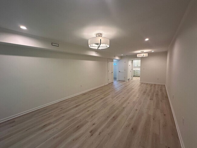 Building Photo - 500 Villa Dunes Dr