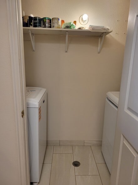 New Washer/Dryer - 900 Bitner Rd