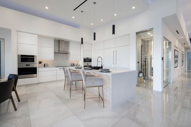Building Photo - 663 Palisade Rim Dr