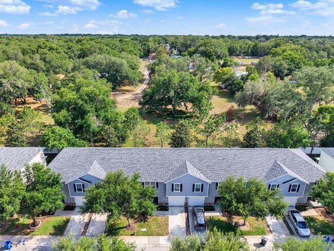 Building Photo - 3017 Mojave Oak Dr