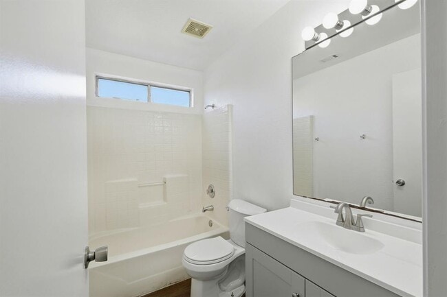 Building Photo - 3201D El Salido Pkwy