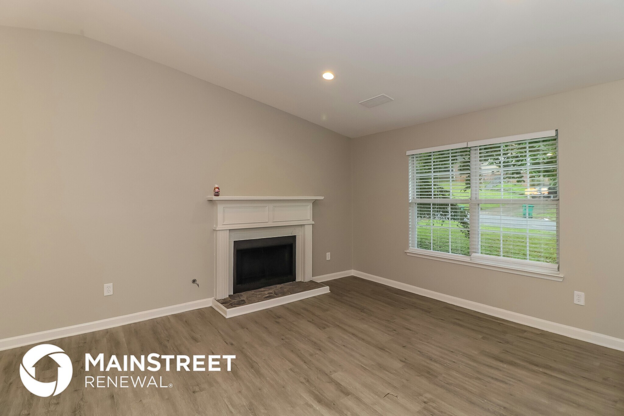 Building Photo - 3020 Orbit Cir