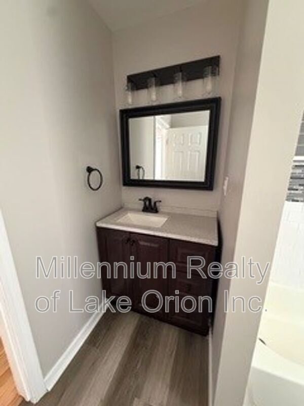 Building Photo - 636 Lebaron Ave