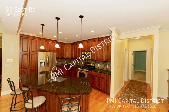 Building Photo - 37 Best Rd