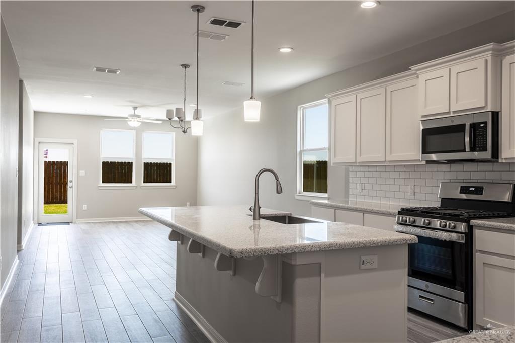 Building Photo - 14224 Chalk Ridge Dr