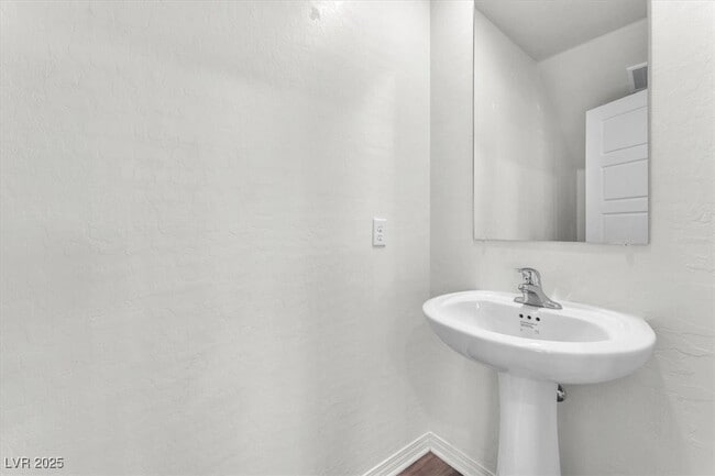 Building Photo - 4919 Amberlyn St