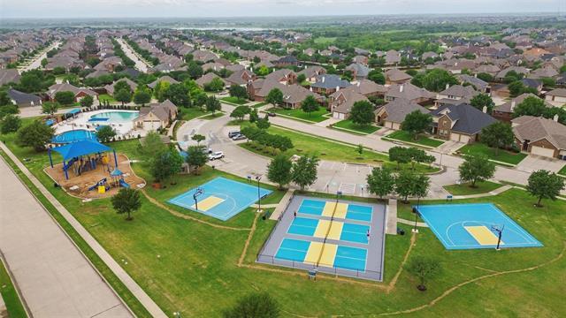 Building Photo - 2392 Ranchview Dr