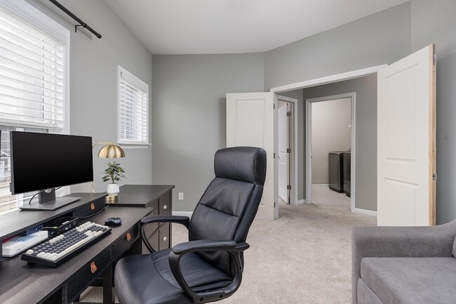 Building Photo - 1741 Timber Creek Rd NE