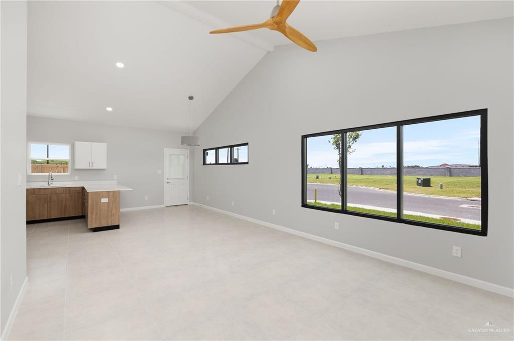 Building Photo - 2700 Mockingbird Rd