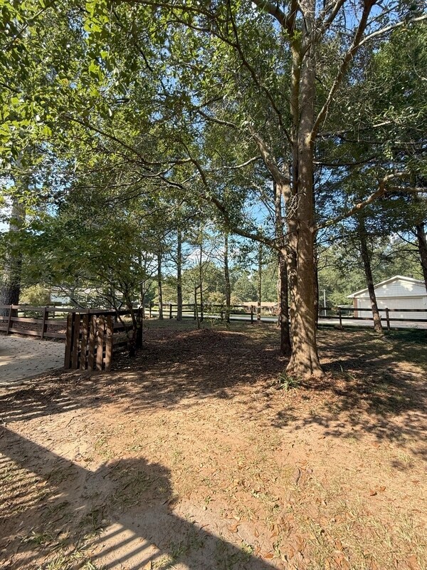 Building Photo - 1050 Aiken Rd