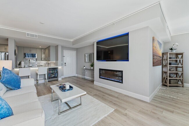 Building Photo - 255 Evernia St