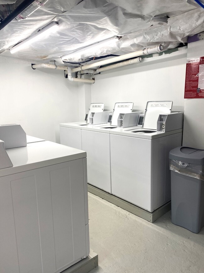 Building Photo - 31 Green St