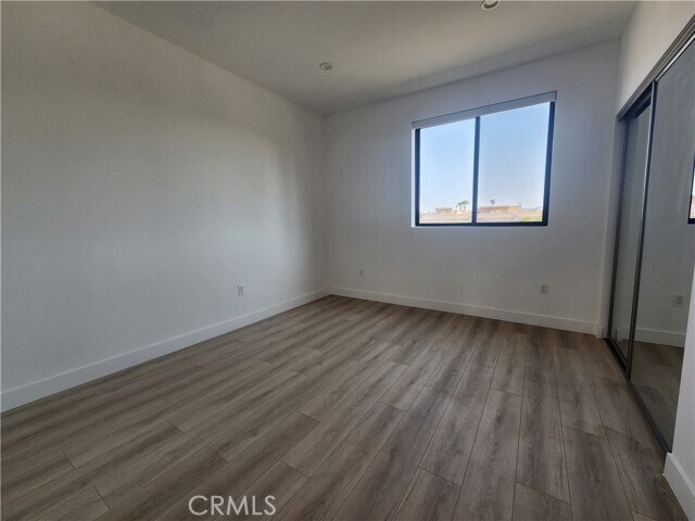 Building Photo - 6061 Fulton Ave