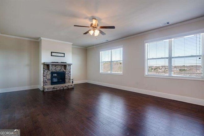 Building Photo - 4215 Miramount Overlook