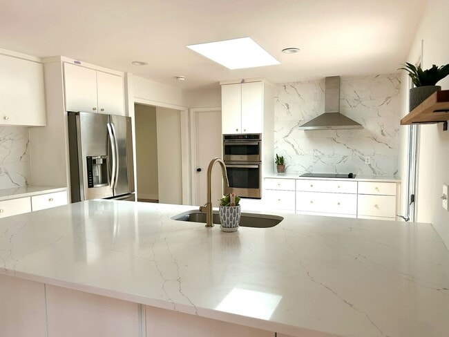 Building Photo - 104 Jerdone Rd