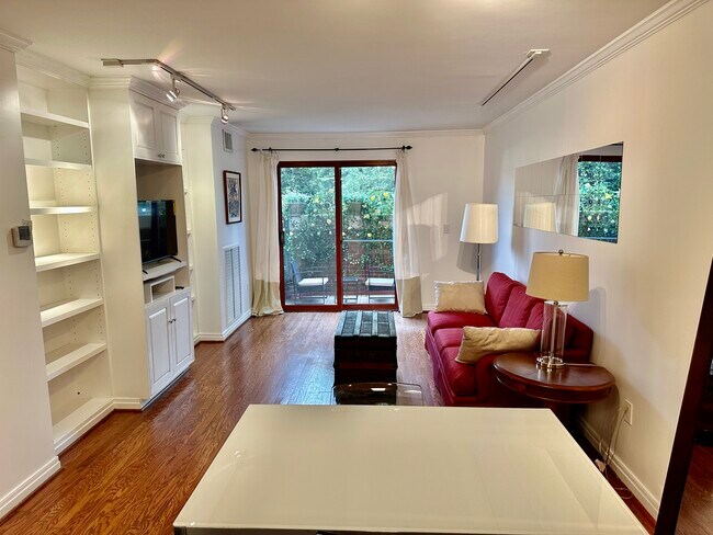 Primary Photo - 2301 N St NW